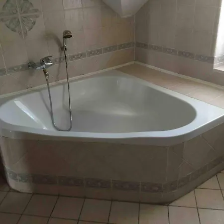 In Guest - 2 With Bathroom Penzion Lublaň